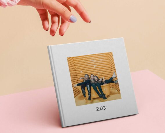 instabook z podsumowaniem 2023 roku