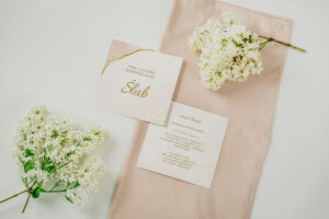 eleganckie-zaproszenia-slubne-diy