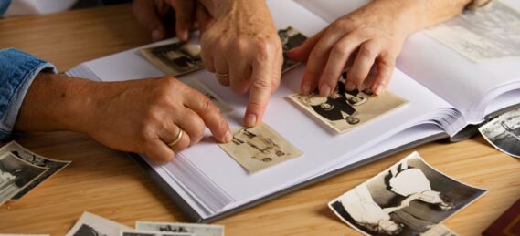 jak wkleić zdjęcia do albumu